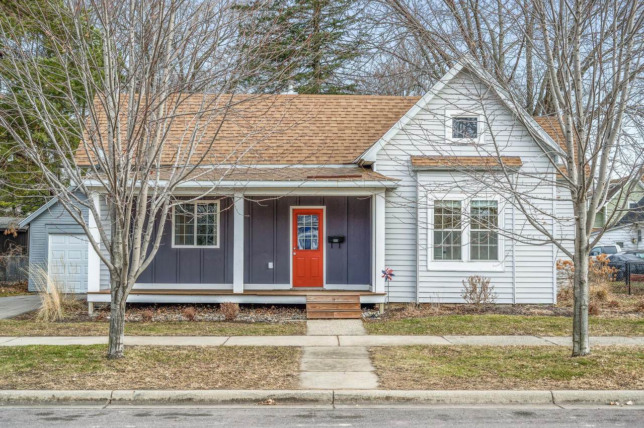 111 6th Avenue - Photo 1