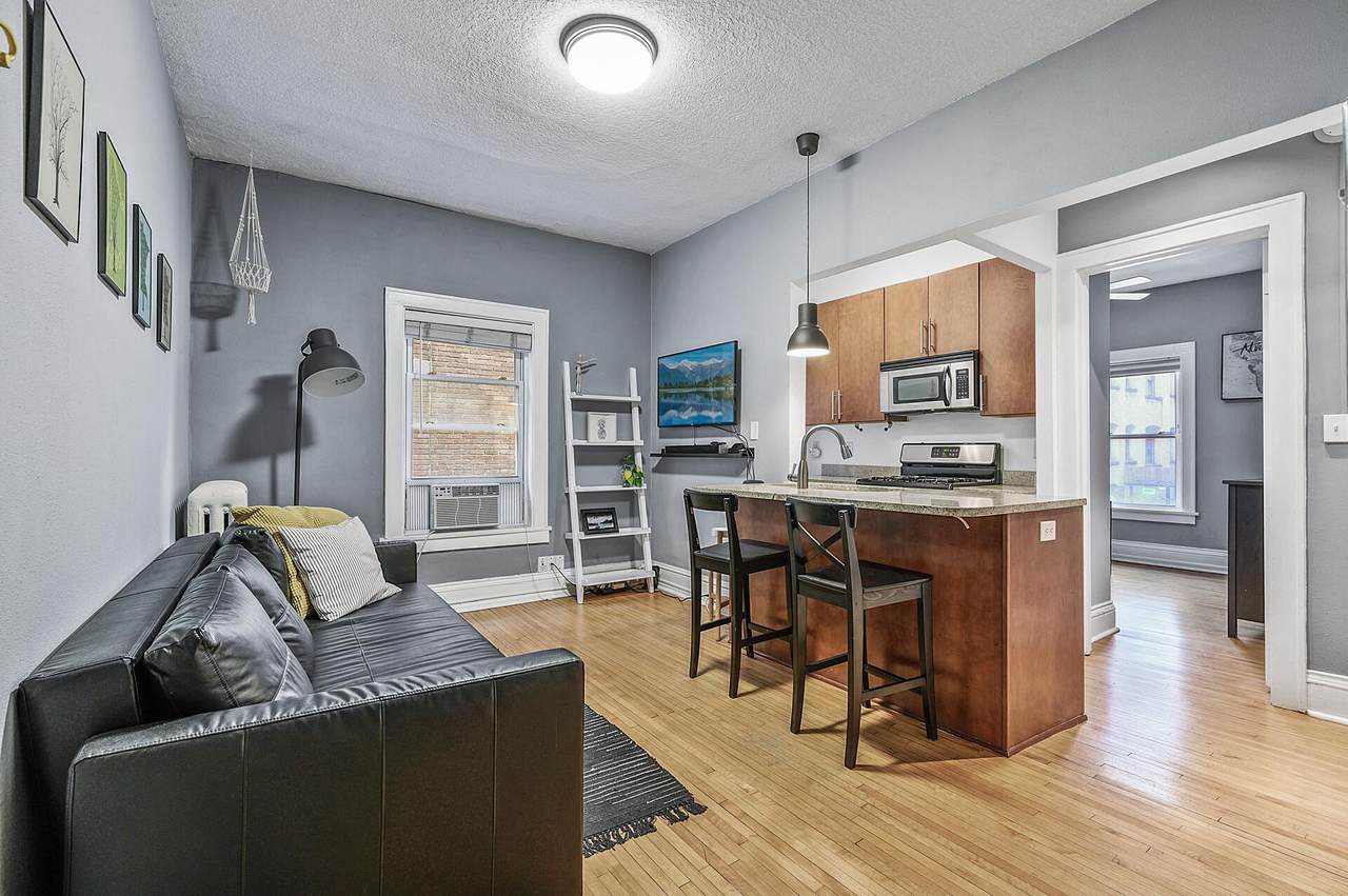 2881 Irving Avenue - Photo 1