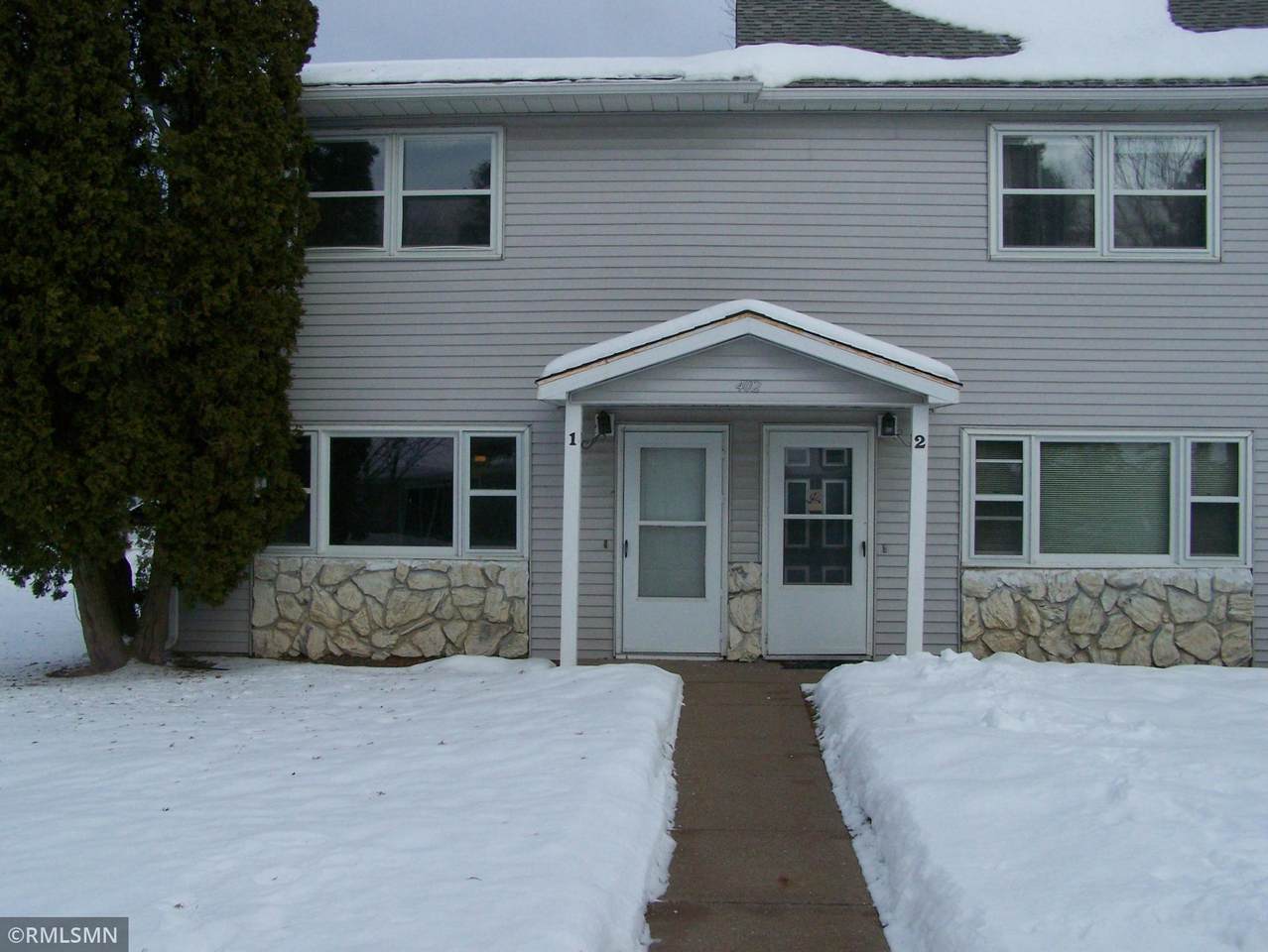 402 7th Street - Photo 1