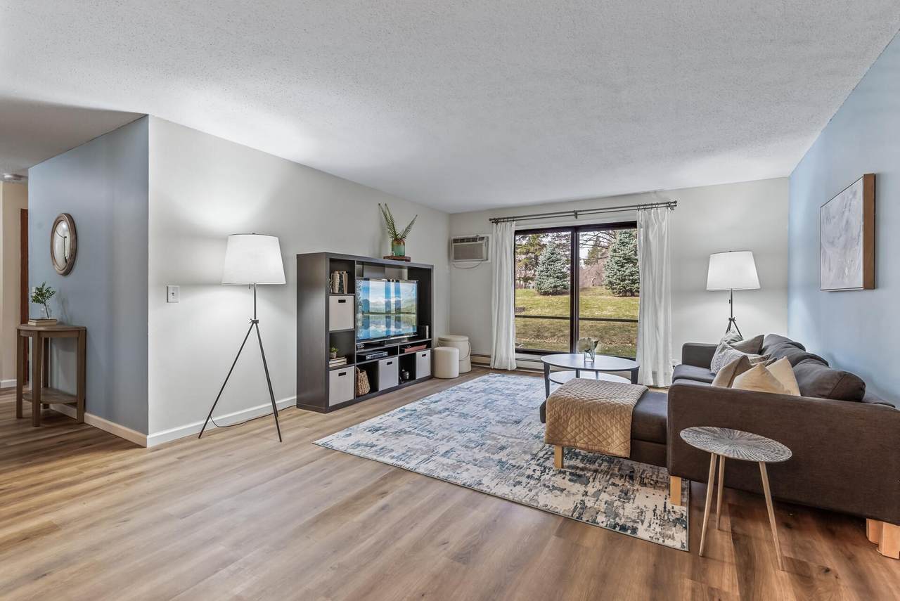 11160 Anderson Lakes Parkway - Photo 1