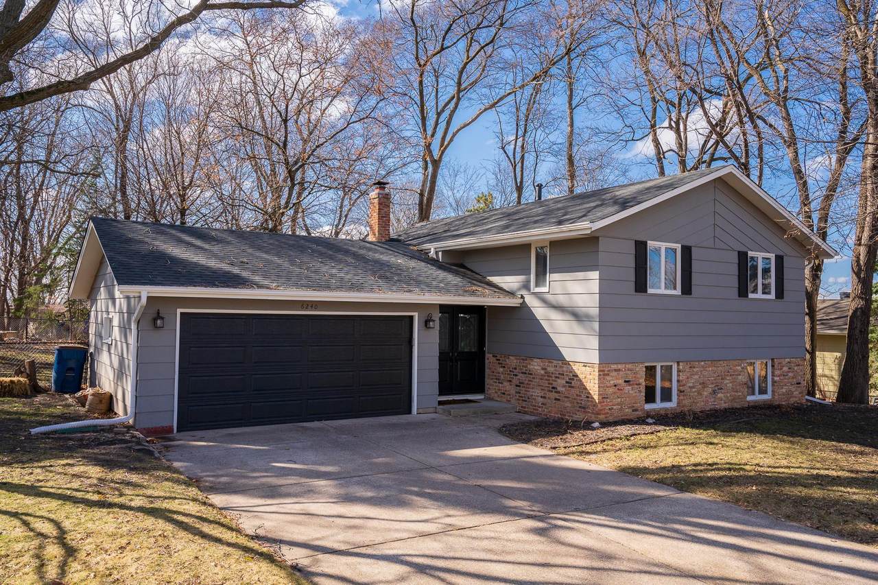 6240 Kerry Lane - Photo 1