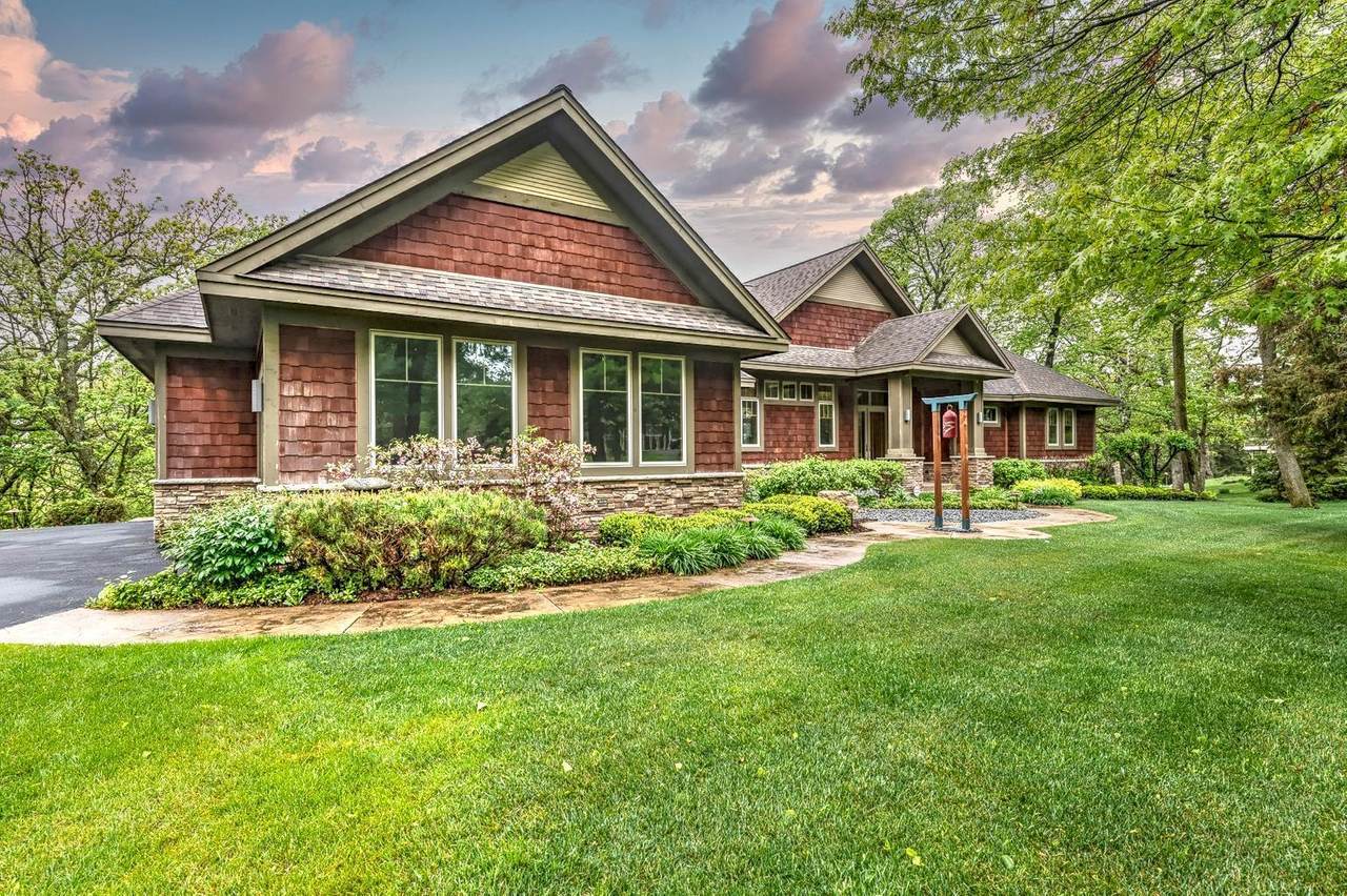400 Eagle Bluff Drive - Photo 1