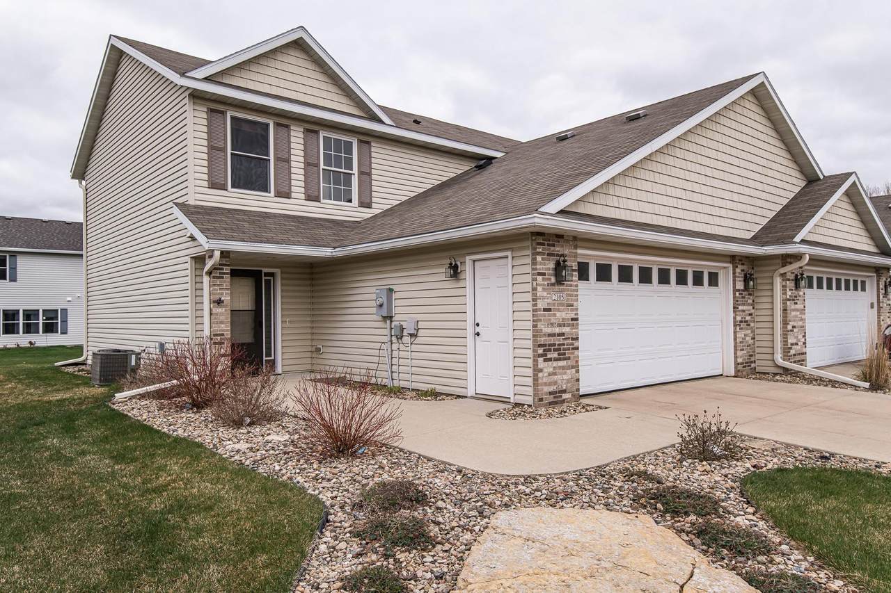 2105 Coopers Place - Photo 1