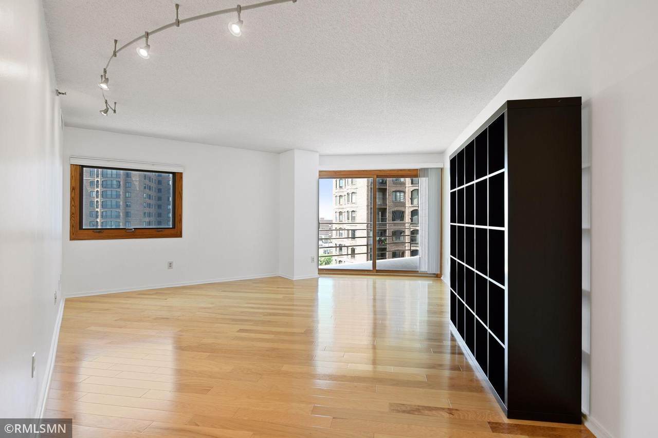 1225 Lasalle Avenue - Photo 1