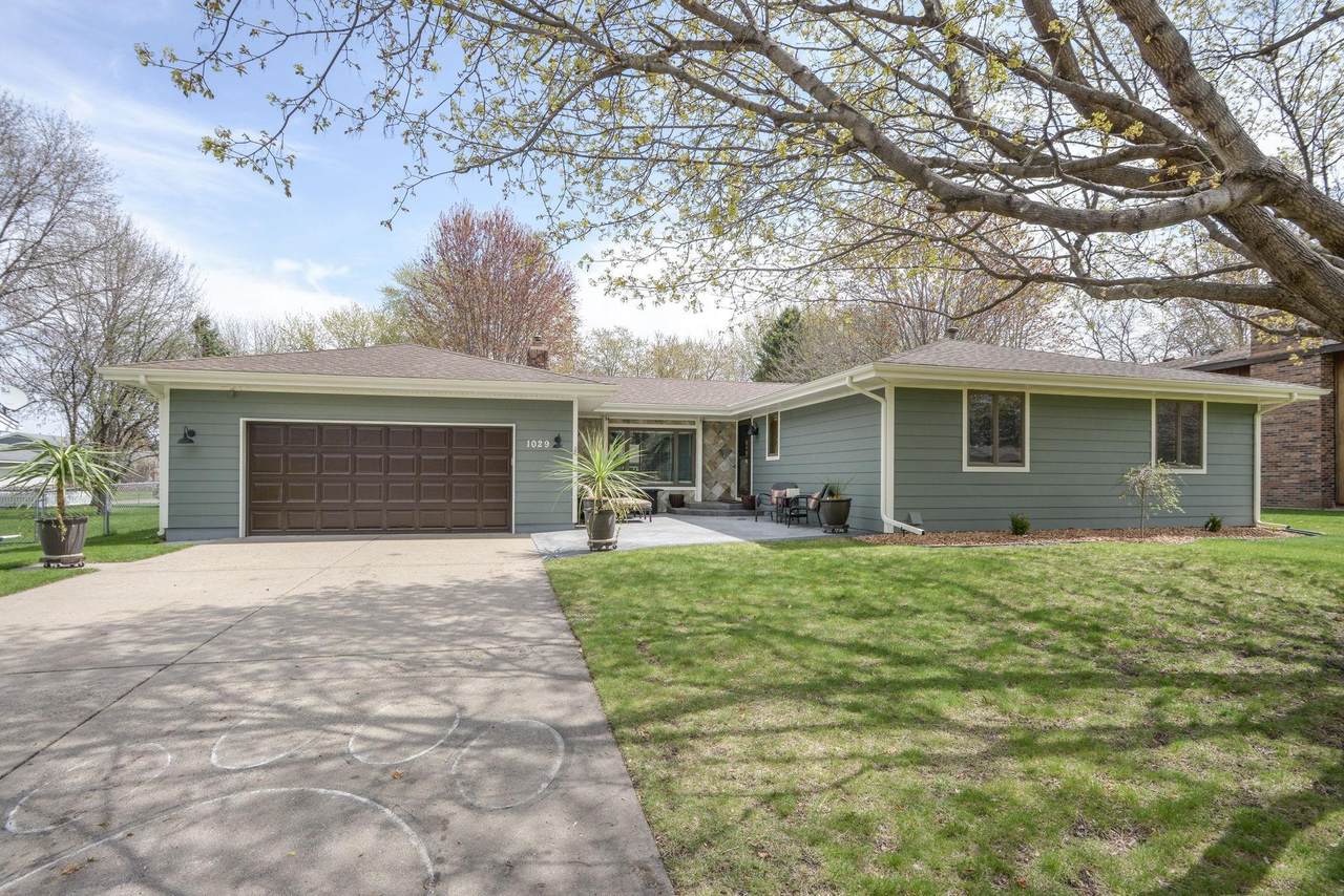 1029 Prairie Street - Photo 1