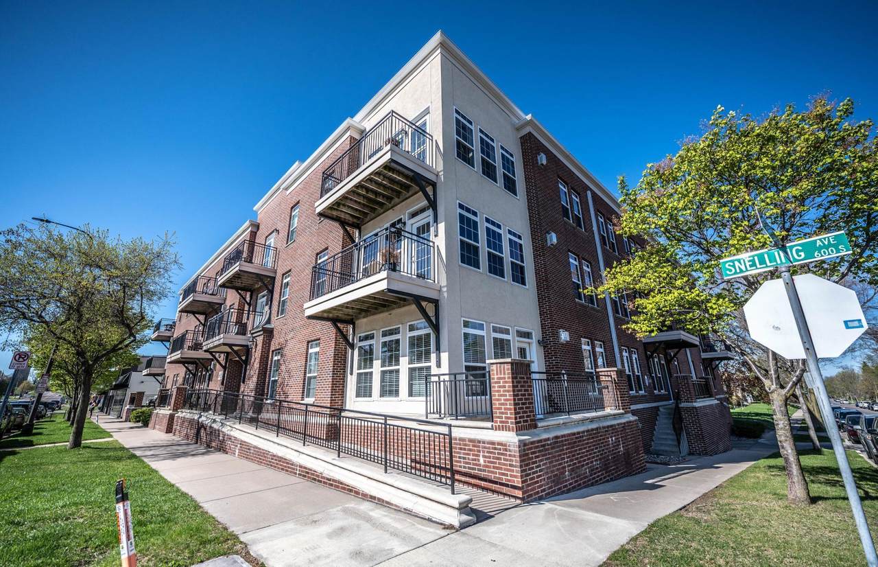 605 Snelling Avenue - Photo 1