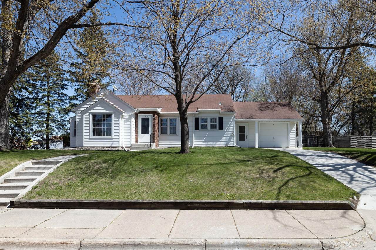 4065 Colorado Avenue - Photo 1