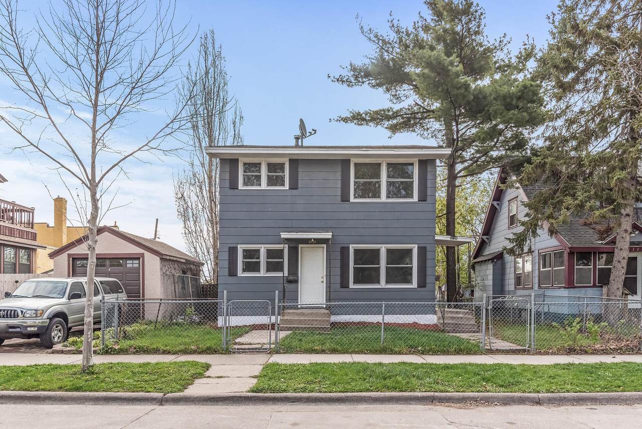 3118 Newton Avenue - Photo 1