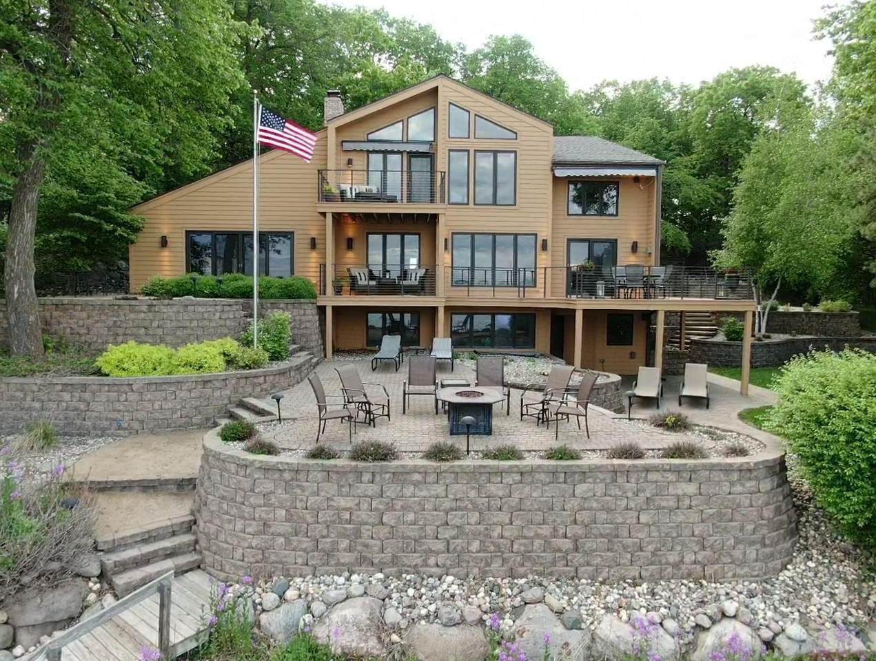 9033 Shore Drive - Photo 1