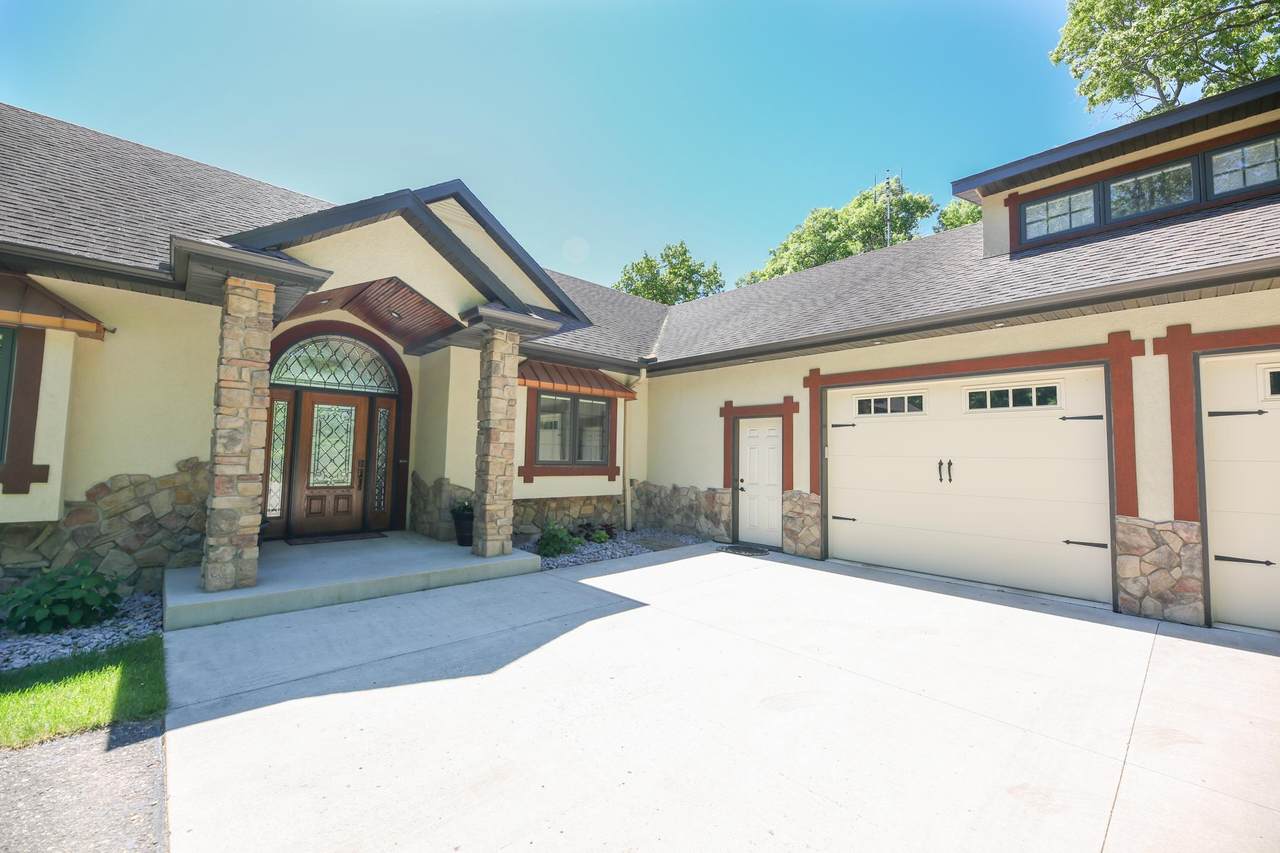 1427 Shelkay Lane - Photo 1