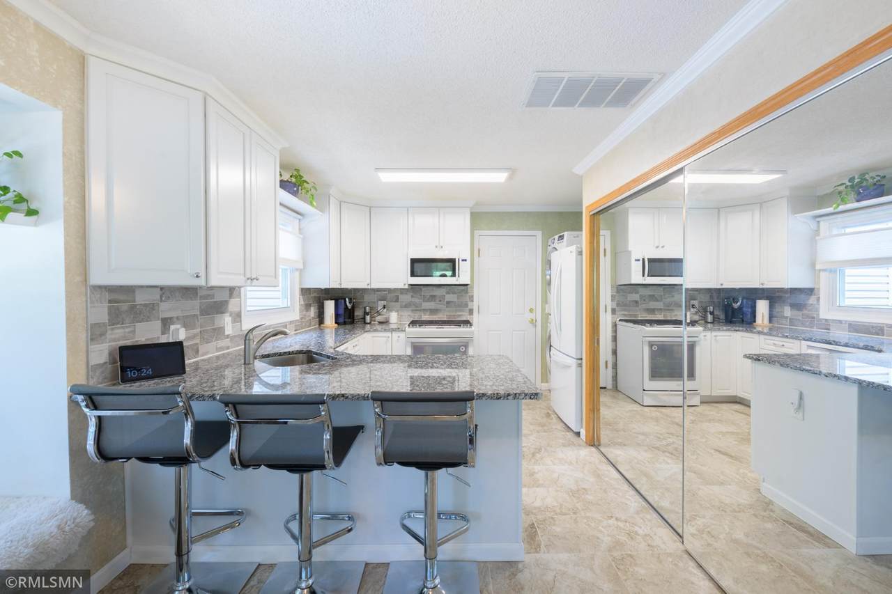 6871 Grenwich Lane - Photo 1