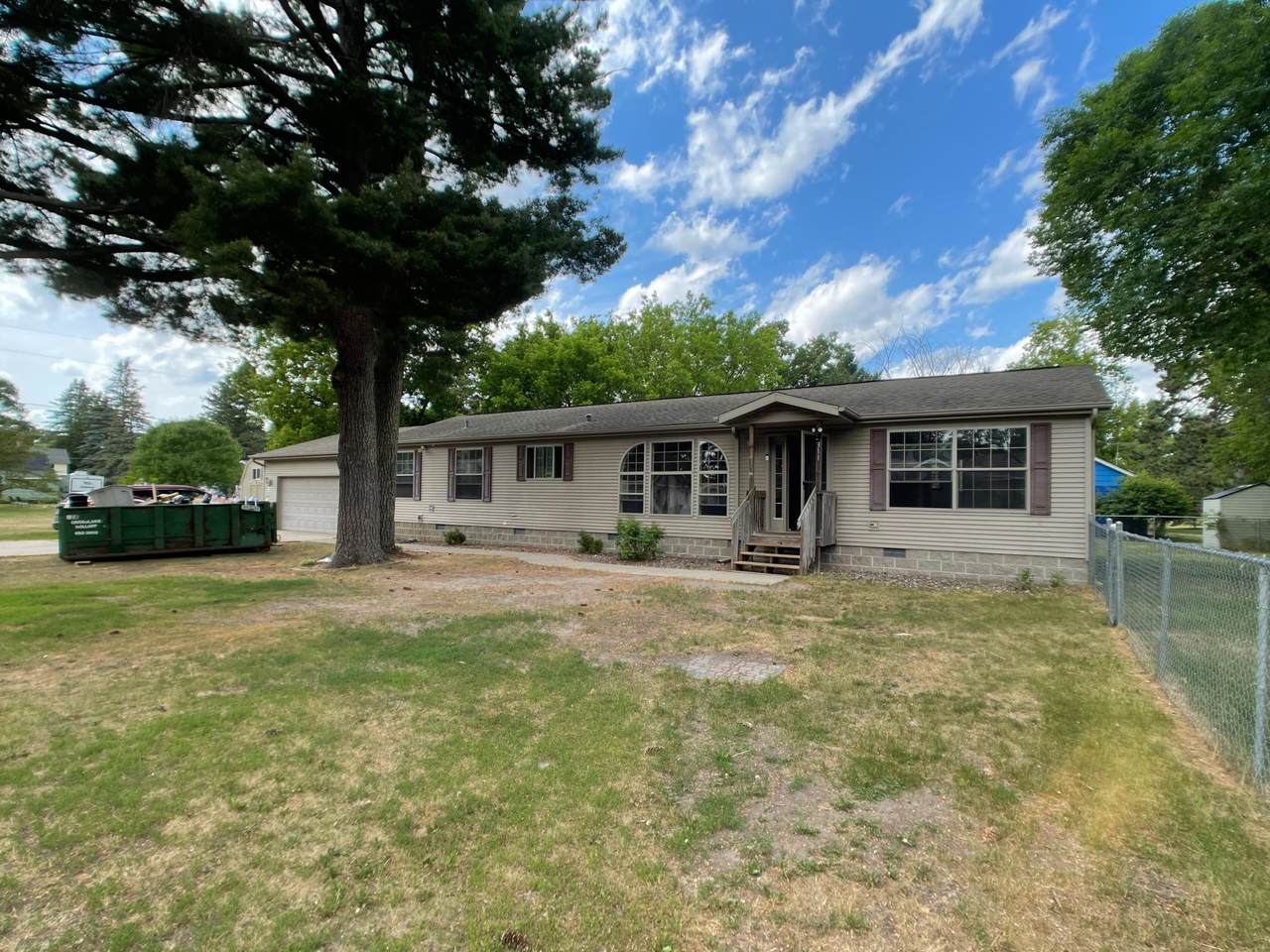 311 5th Street - Photo 1