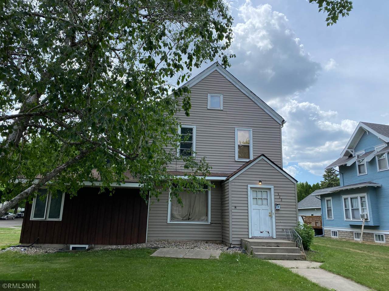 322 10th Street - Photo 1
