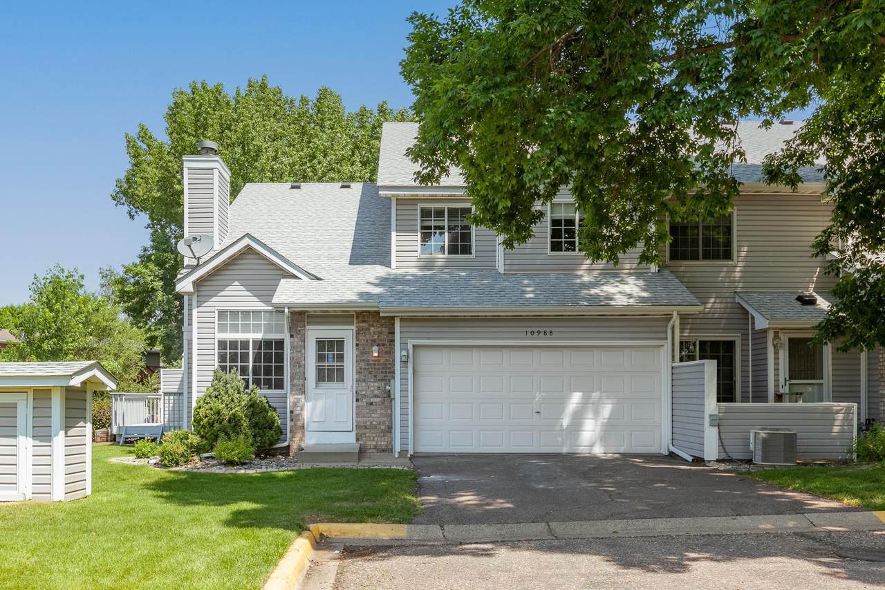 10988 Hanson Boulevard - Photo 1