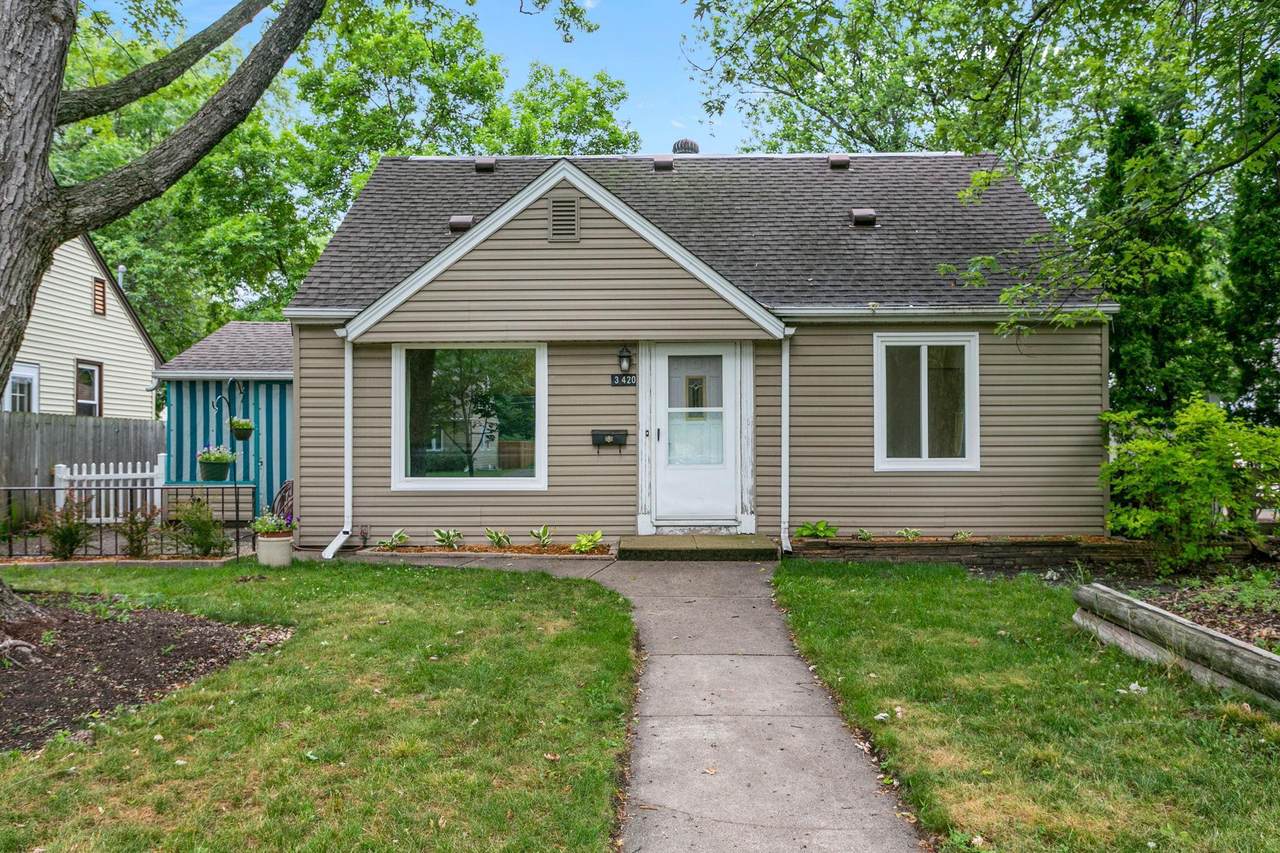 3420 Quebec Avenue - Photo 1