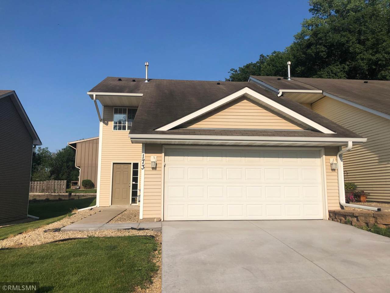173 Oakmont Lane - Photo 1