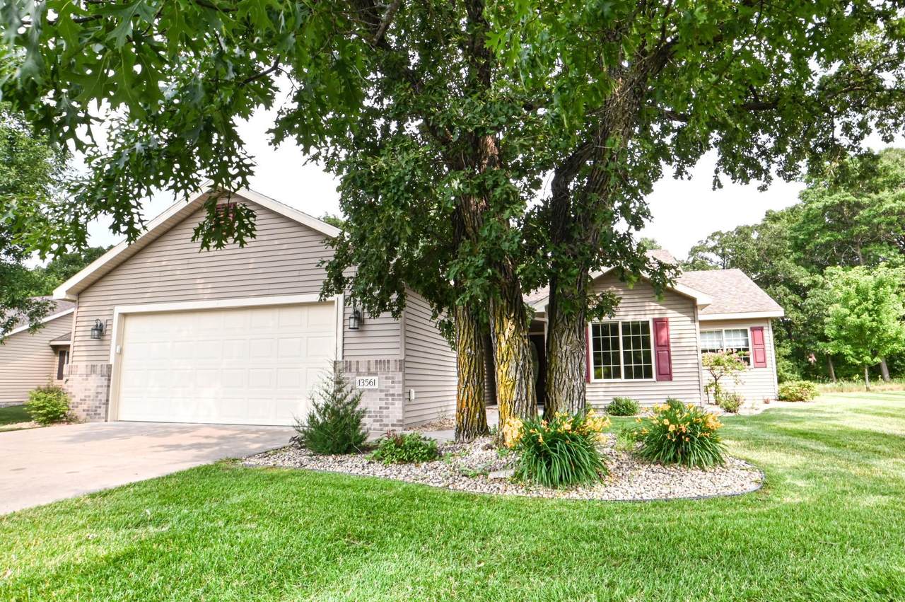 13561 Golf View Lane - Photo 1