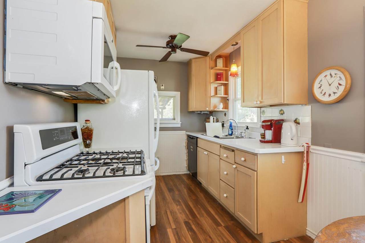 2041 Thure Avenue - Photo 1