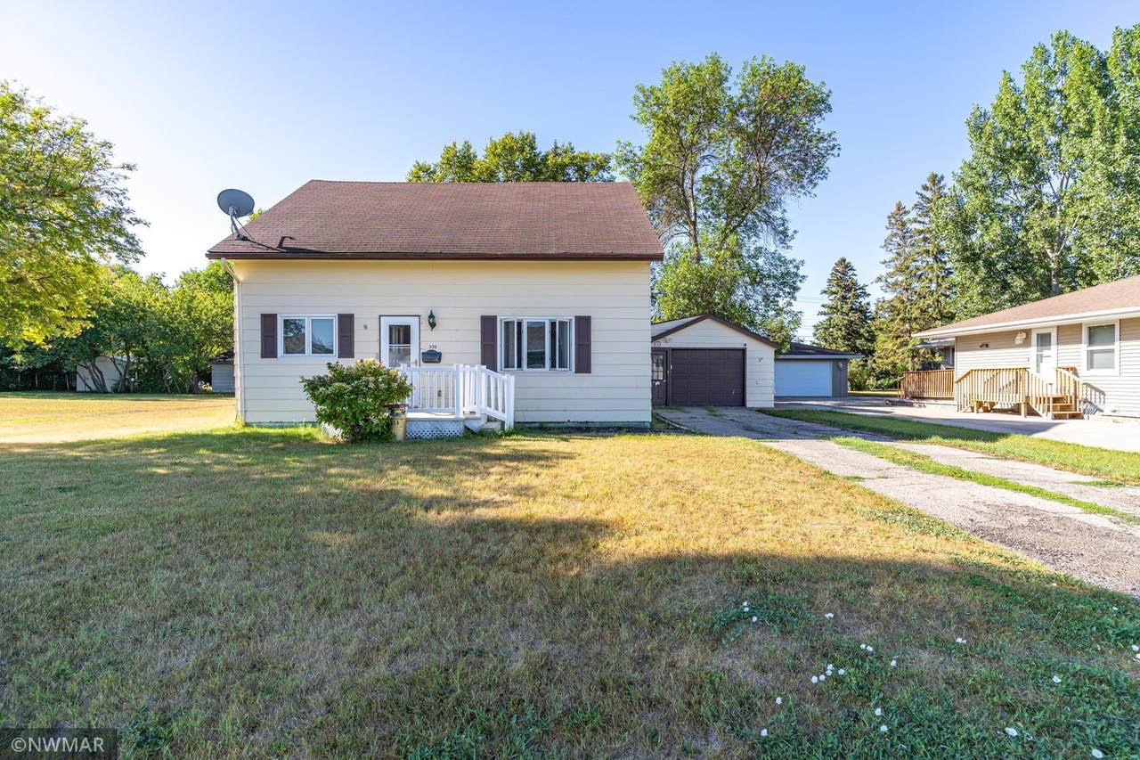 538 1st Avenue - Photo 1