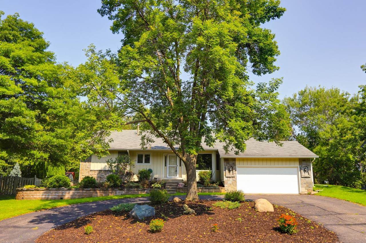 2089 Pin Oak Drive - Photo 1