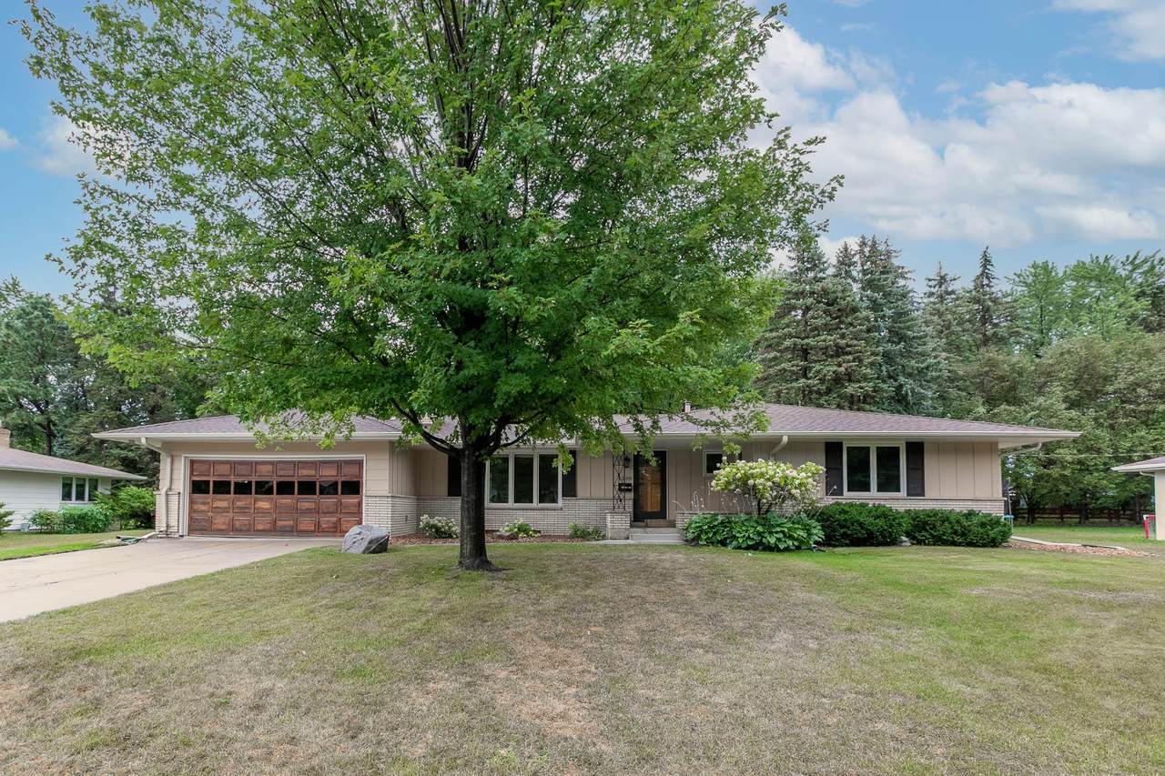 1200 Unity Avenue - Photo 1