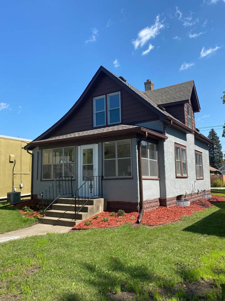 4105 42nd Avenue - Photo 1