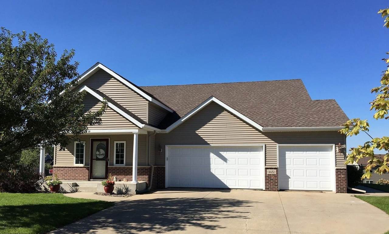 4432 Starling Lane - Photo 1