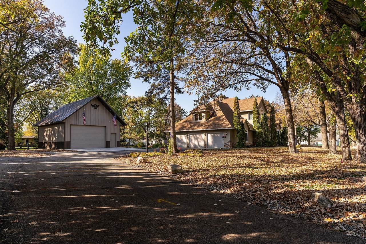 209 Lincoln Avenue - Photo 1