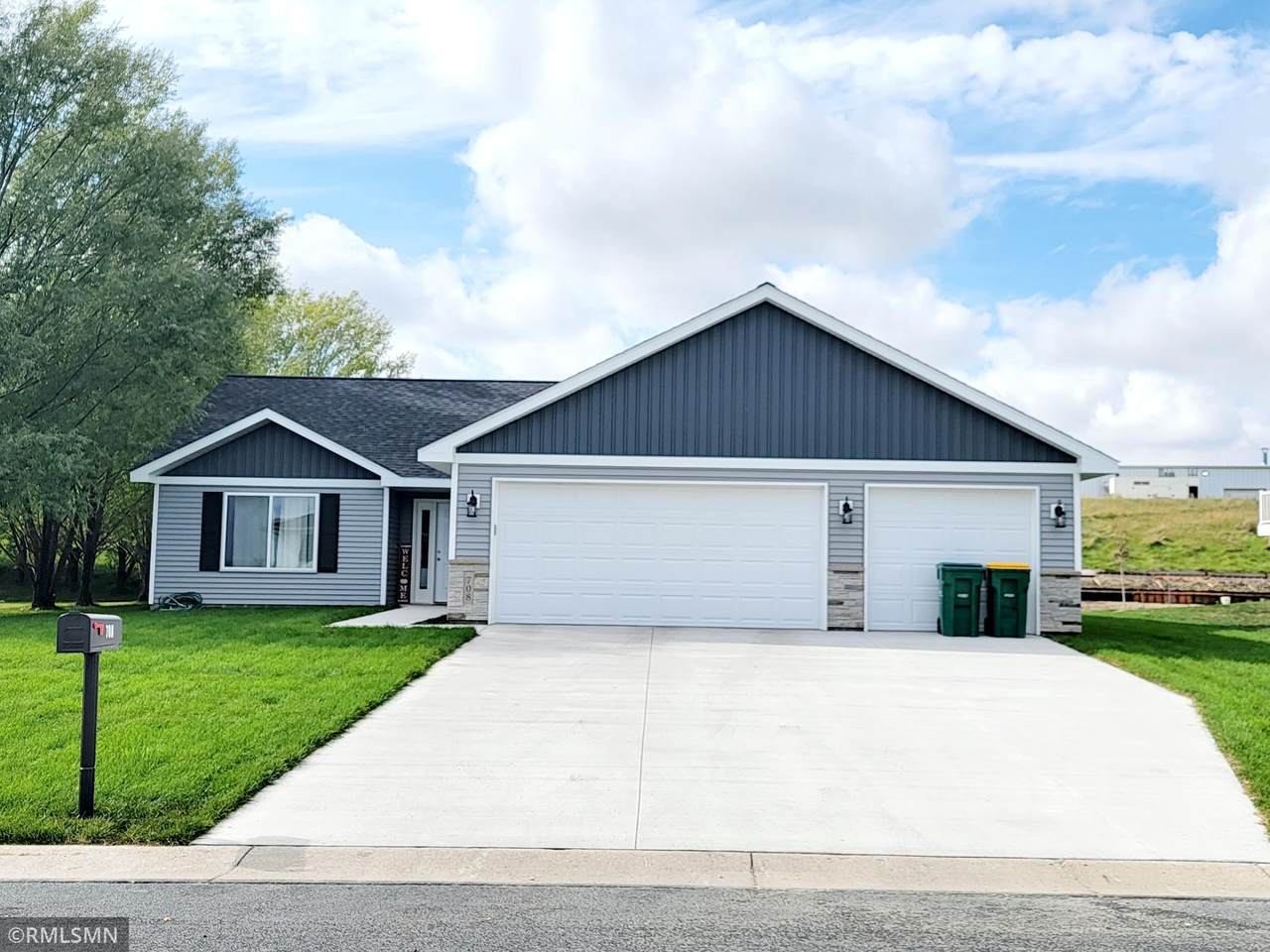 316 Cedar Trail Drive - Photo 1