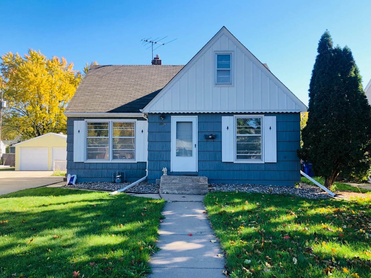 1126 Kingsford Street - Photo 1