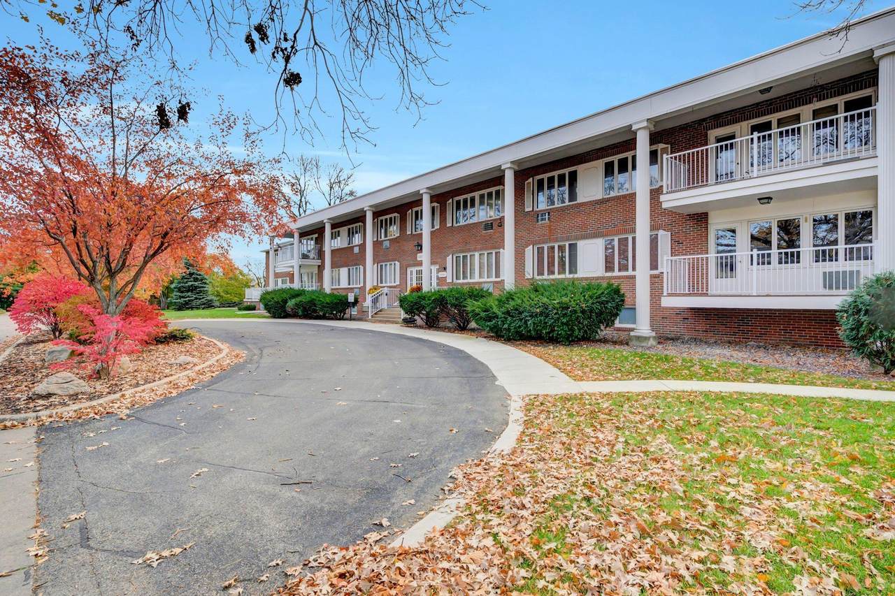 6005 Eden Prairie Road - Photo 1