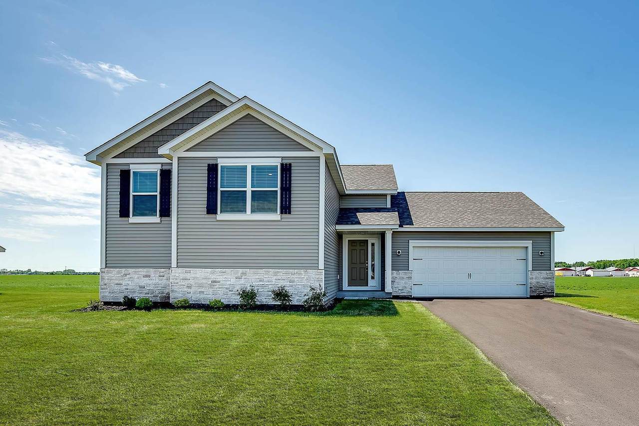 668 Pond View Drive - Photo 1
