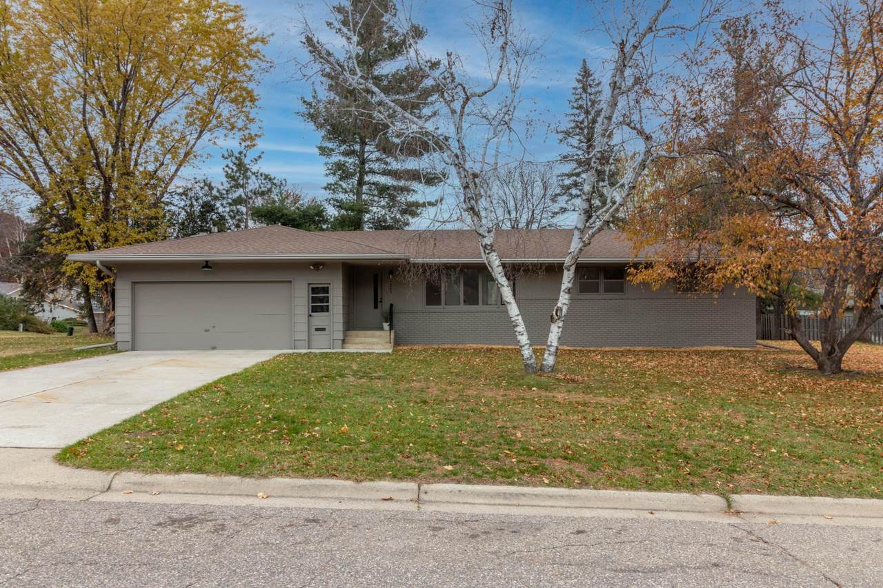 1205 Royal Oaks Road - Photo 1