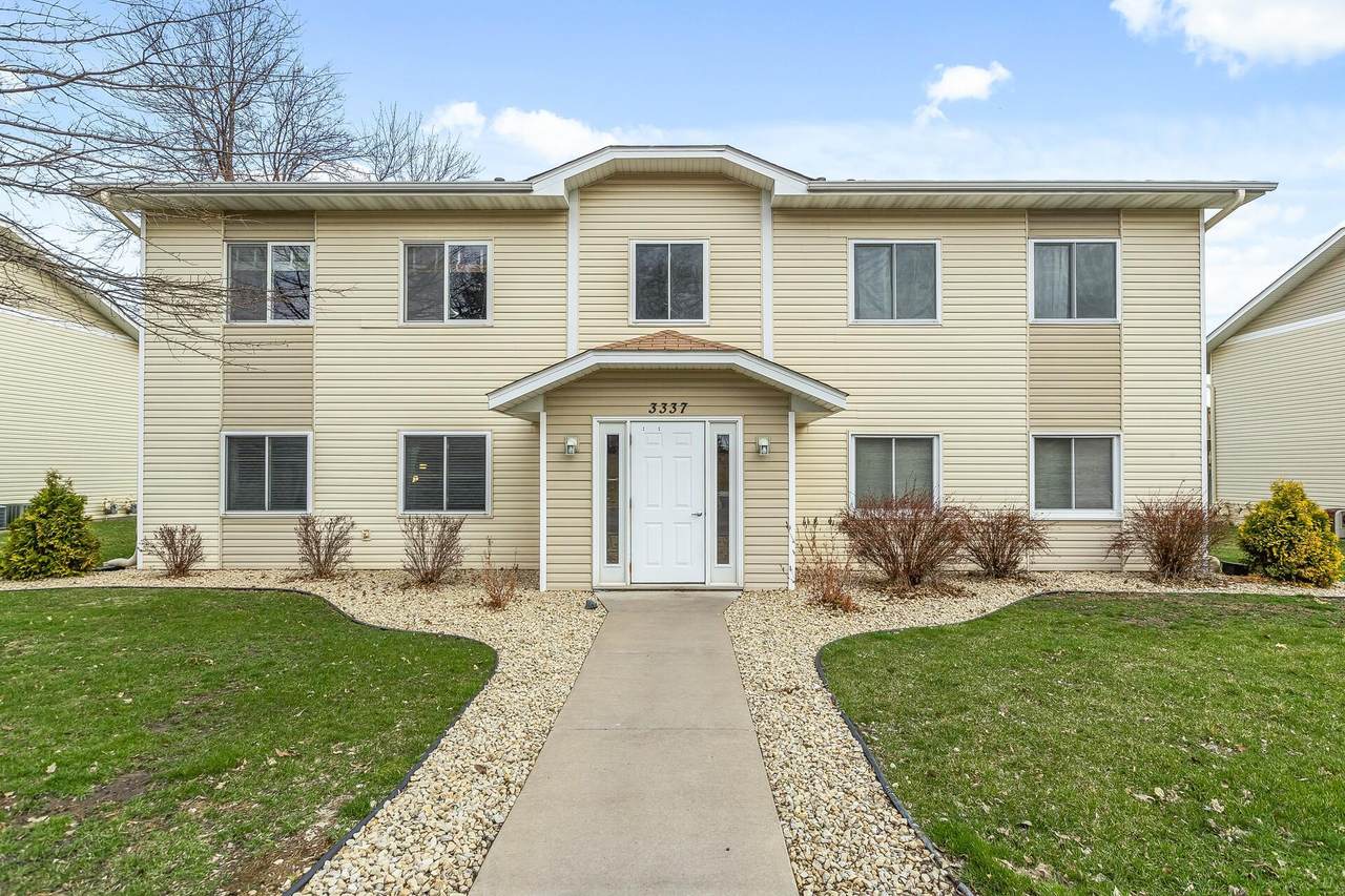 3337 Nevada Avenue - Photo 1