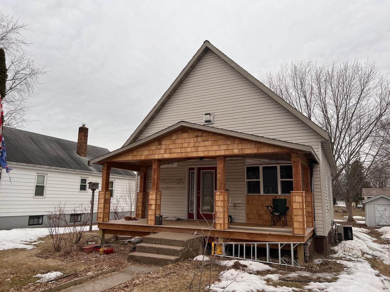 705 5th Street - Photo 1