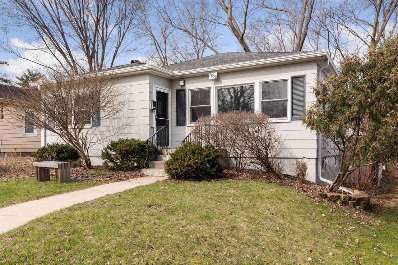 2850 Princeton Avenue - Photo 1