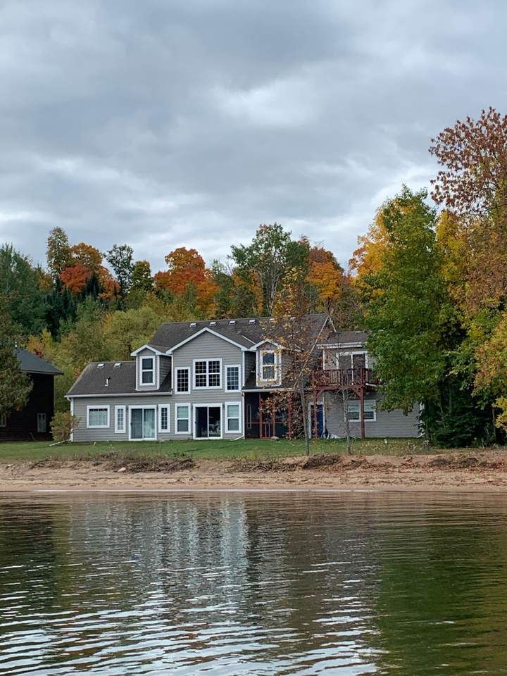 6918 View Drive - Photo 1