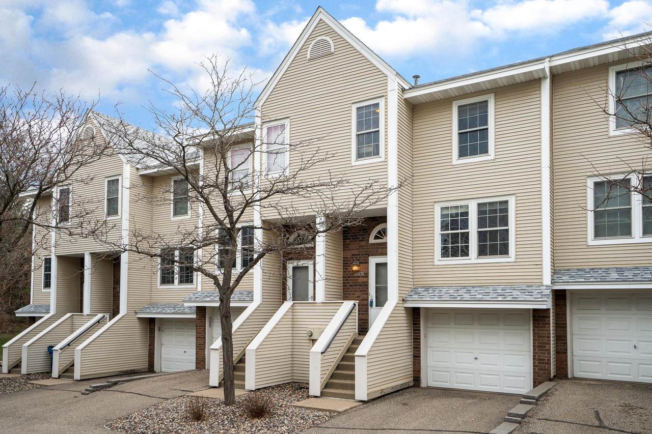 10691 Sherman Drive - Photo 1