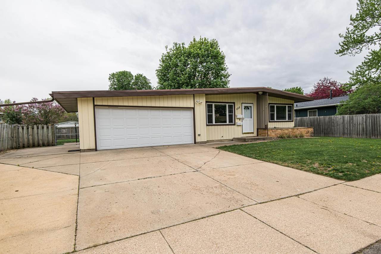 858 13 1/2 Street - Photo 1