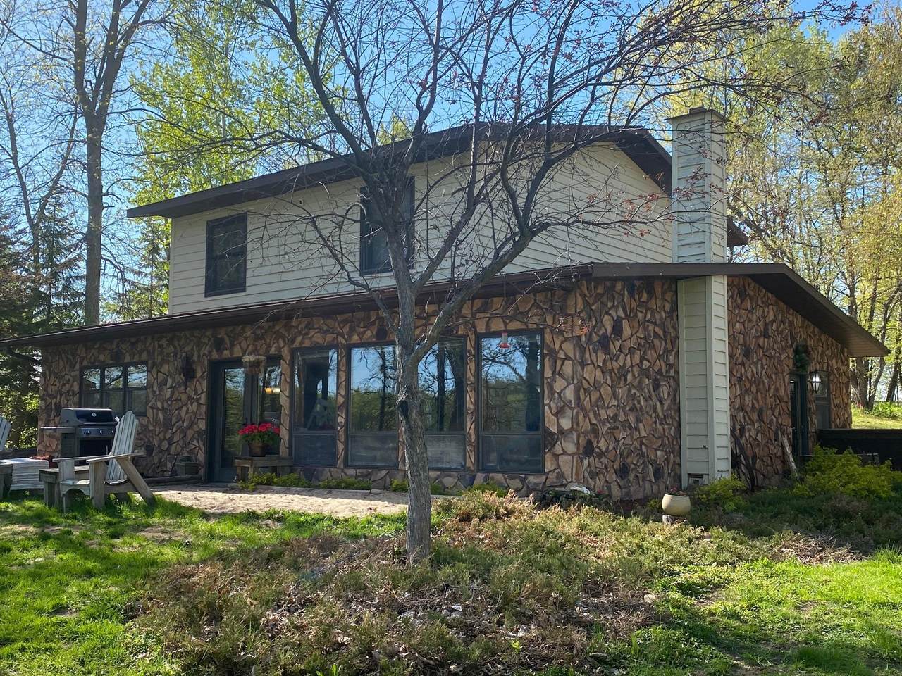 2553 Long Lake Road - Photo 1