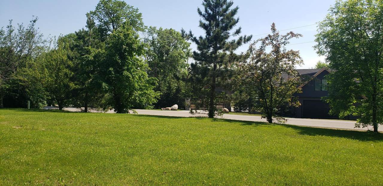 15639 Maple Ridge Road - Photo 1