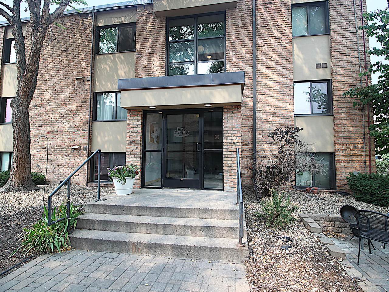2530 1st Avenue - Photo 1