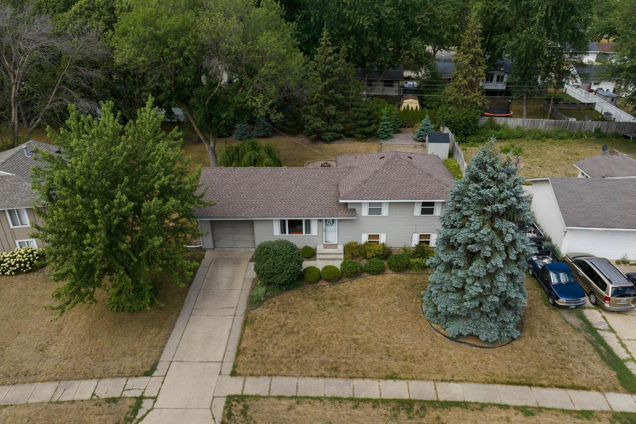 958 Cortland Drive - Photo 1