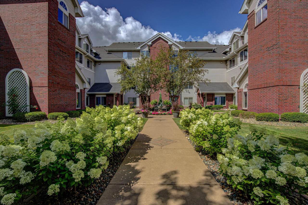 7500 Edinborough Way - Photo 1