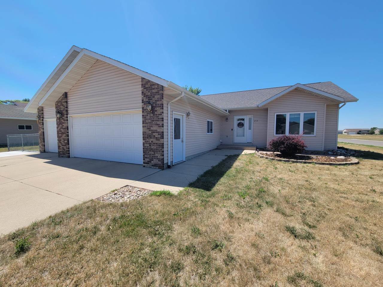 212 Rainbow Drive - Photo 1