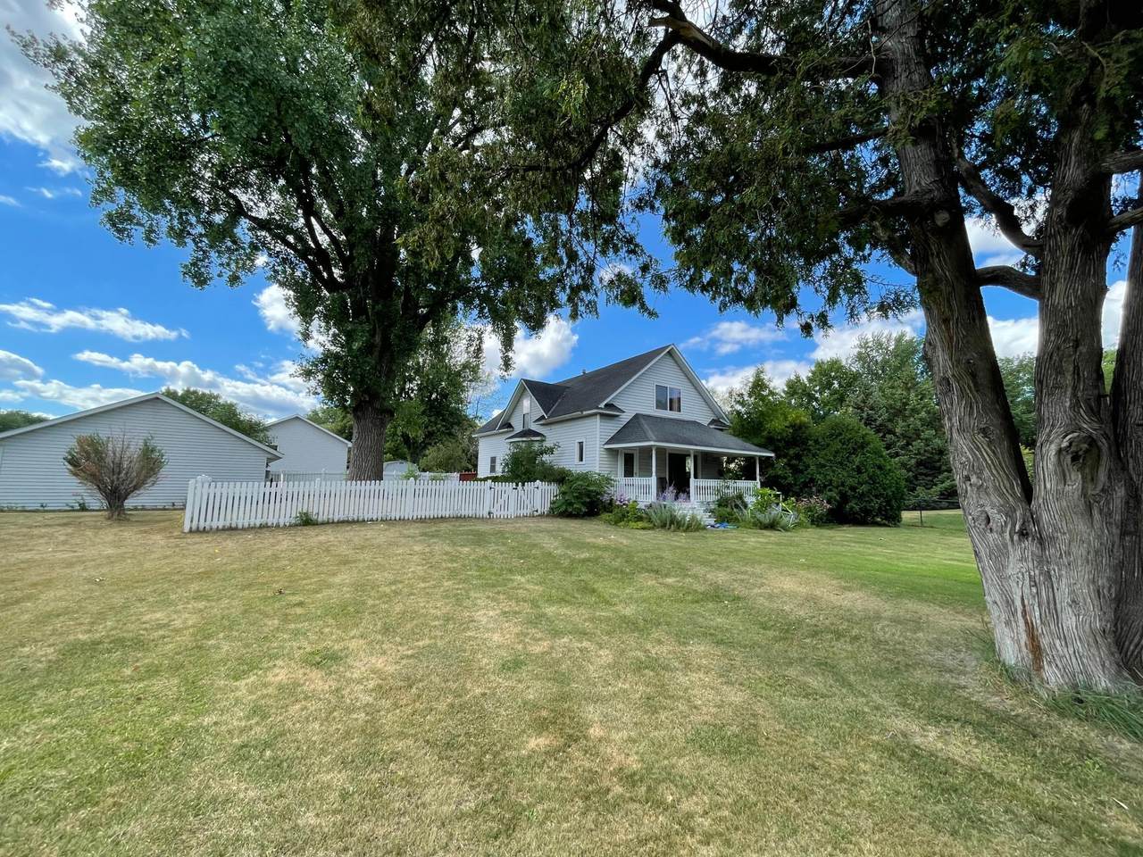 6272 Stillwater Boulevard - Photo 1
