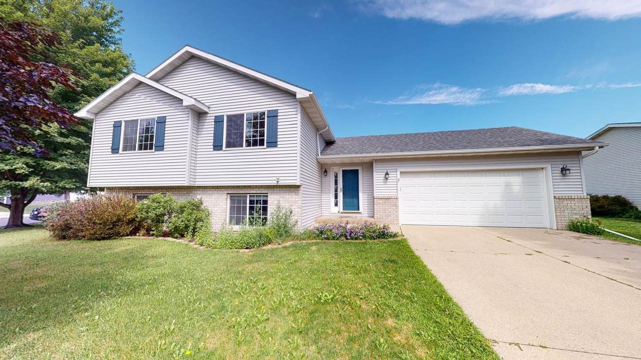 1001 3rd Street - Photo 1