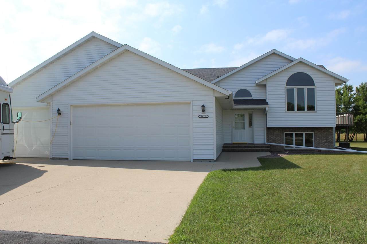 1026 76th Avenue - Photo 1