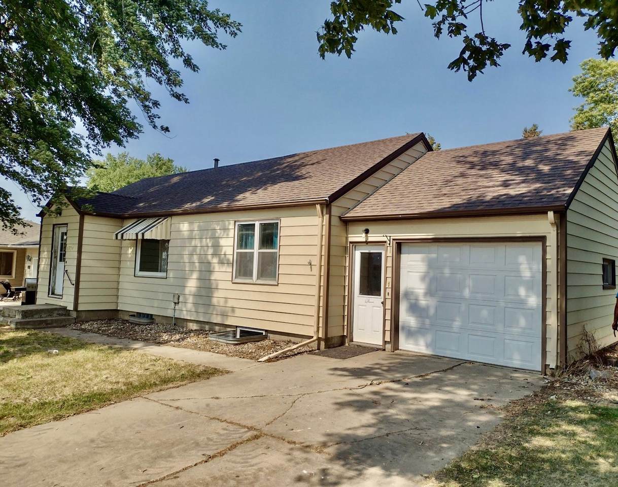 11774 111th Street - Photo 1