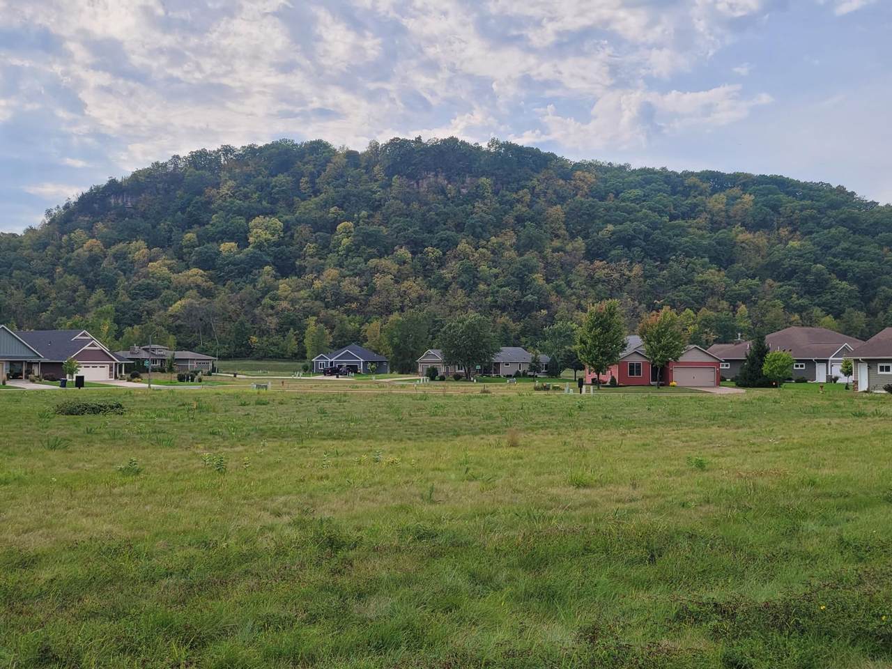 112 Harmony Way - Photo 1